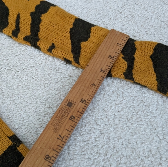 Tiger soft sweater dress- Mended size small - Picture 7 of 12